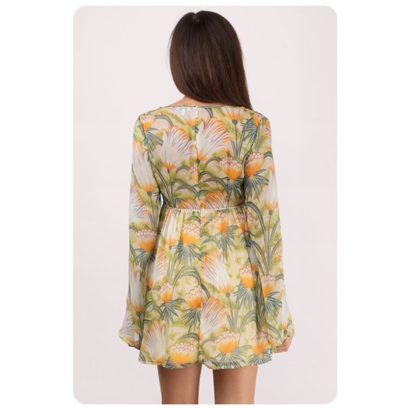 Tobi Since Last Wednesday Cream Floral Long Bell Sleeve Dress sz S - Picture 4 of 7